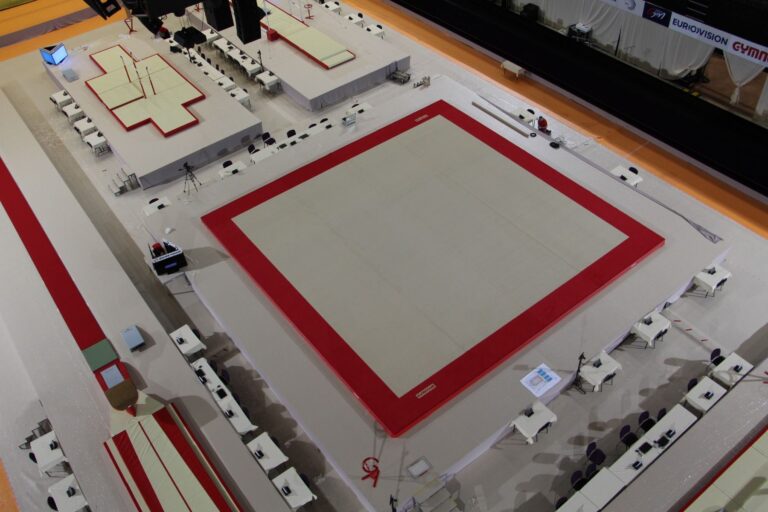 montreal-competition-spring-exercise-floor-with-overlay-carpet-6775de-gymnova-10_1