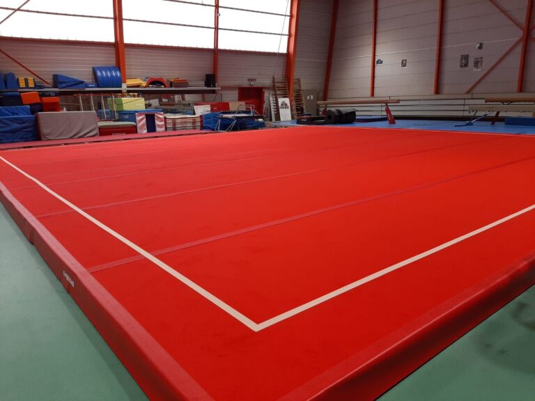 montreal-evolution-training-spring-exercise-floor-with-roll-up-tracks-6778de-gymnova-3