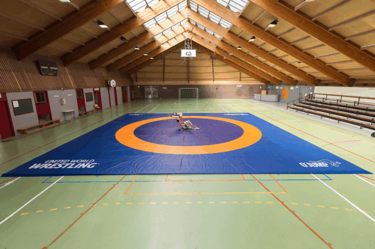ojump_cover_competition_wrestling_mat-523-2